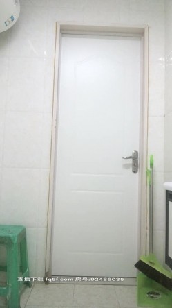 淫荡的电信营业厅客服，黑丝高跟制服诱惑，上班发骚炮厕所全裸自慰，揉捏大奶子扫把拖插骚逼火腿肠日逼真骚 截图6