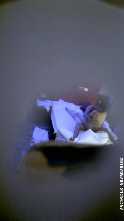 满背纹社会小青年与身材丰腴的妹子啪啪啪年轻精力旺盛体位多床上搞到床下边干边拍妹子叫声刺激 截图5
