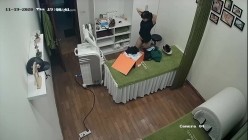 新流出 ️【破解摄像头】 ️美容院高质量少妇小姐姐全身刮毛 截图13