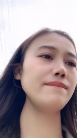 御姐女神！【宝宝】极品大长腿~丝袜裸空跳蛋~户外泄尿！ 截图5