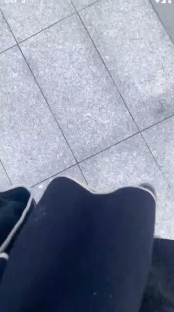 御姐女神！【宝宝】极品大长腿~丝袜裸空跳蛋~户外泄尿！ 截图8