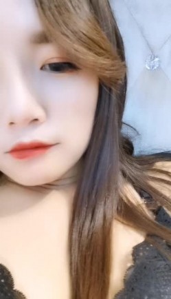 极品骚女神【睿思儿】网购了个男模充气娃娃，做爱道具双插 超淫荡，骑乘充气娃娃 爽飞啦幸好是充气得，这骚劲哪个男人受得了！ 截图12