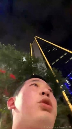 泡良大神性爱救火队「Xinyimark 」OF日常约炮露脸私拍 众多良家学生模特网红拜倒在炮王牛仔裤下 截图14