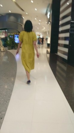 魔手精品2021商城偷窥众多妹子裙底非常之诱惑 这高颜值大长腿大多数是丁字裤 截图13