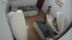 黑客破解美容院摄像头 偷拍女顾客脱光衣服激光雷射.脱毛护理 截图5