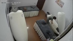 黑客破解美容院摄像头 偷拍女顾客脱光衣服激光雷射.脱毛护理 截图13