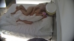 大学城 男人是个色胚 美女一不就抓胸揉逼 用跳蛋和鸡巴轮流调教 美女直接被跳蛋搞到欲仙欲死 截图5