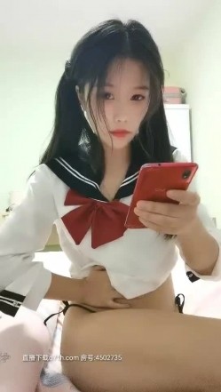 爸爸的小骚货双马尾甜美萌妹子户外车震，拨开内裤摸逼脱光光口交抽插猛操 截图5