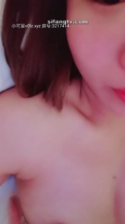 漂亮美乳骚妹纸『明日花未久』这次不按摩直接带粉开房啪啪做爱 无套抽插内射 浪叫“插的我好舒服啊”冒白浆 截图1
