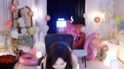 万元定制，虎牙线上女神【圣语abby】付费福利，裸舞脸穴同框M腿自慰，给榜一大哥口交 截图2