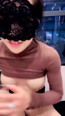 【妖精吃不饱】极品小骚货 口交大鸡巴多体位爆草骚逼 高潮喷水淫水已泛滥 截图2