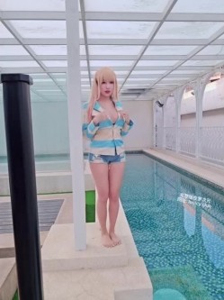 国模套图-慕慕Momo《Marin-海梦-Ver.泳装》 截图1