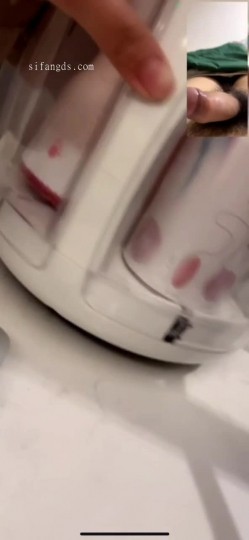 【百度云泄密】重庆刘霞与男友裸聊、性爱流出，露脸，极品美人妻，欲望强烈极致反差 截图6