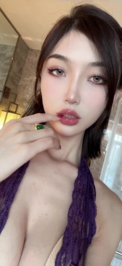 极品网红露出 脸红Dearie 微圈密劲爆福利女神淫靡反差自拍 蜜尻大长腿丝袜制服诱惑 顶级完美身材 有钱人的玩物 截图9