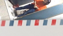 男扮女装淡定坑神国产无门女公厕当面对着拍有年轻漂亮美女有良家少妇有熟女多个年龄段 截图15