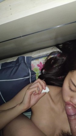陕西女友一边吃弟弟一边研究，说着贼淘气的话了，屏幕前的我看着都觉得很甜 截图5