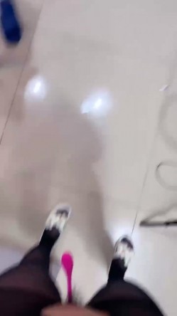 乖乖女 【桃乐丝桃桃】 闺蜜同筐 道具自慰 喷水不止 截图5