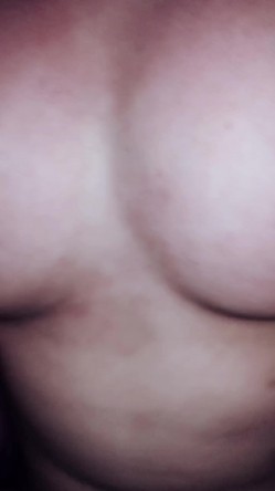 吃了春药的媳妇：啊啊老公停不下来了老公，受不了啦，快来艹我老公， 老公：不要停，艹死她 截图9