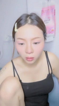 【陪我沦陷】超骚欲姐，极品美乳，户外裸奔，车震无套狂干，白花花的肉体尽情玩弄，推荐！ 截图7