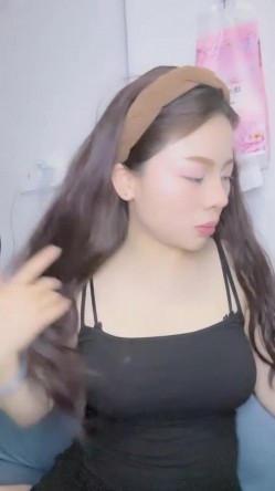 【陪我沦陷】超骚欲姐，极品美乳，户外裸奔，车震无套狂干，白花花的肉体尽情玩弄，推荐！ 截图15