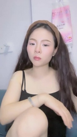 【陪我沦陷】超骚欲姐，极品美乳，户外裸奔，车震无套狂干，白花花的肉体尽情玩弄，推荐！ 截图16