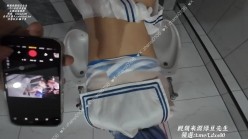 新晋约炮大神『碇真嗣 zhansi0106』《cos雷姆露出》白丝jk雷姆被小金主按在男厕所一顿猛肏2 截图15