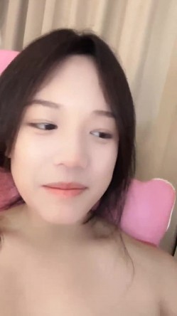 G奶女学生【e懒得喷】S狐狸精! 裸舞抖奶，道具自慰喷水，全程高能超级爽 截图14