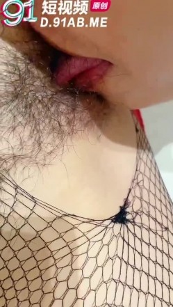 无锡骚货媳妇，认识给艹 ️大骚逼一个，一直喊老王用力艹她 截图6