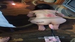 SM顶级调教大神【永夜DOM】圈养各种妹子多种刺激玩法，各种啪啪调教露脸高颜反差婊，纯纯人形小母狗 截图7