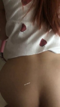 人生赢家，约炮大神【蒂奇！Long】玩肏调教，多位极品网红舞蹈生有露脸，全都乖乖的像条小母狗 截图11