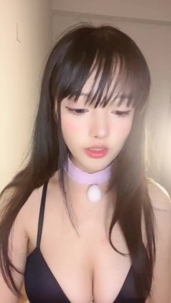 【05学妹】校花女神! 突破尺度~脸逼同筐~抠穴自慰~流白浆! 截图10