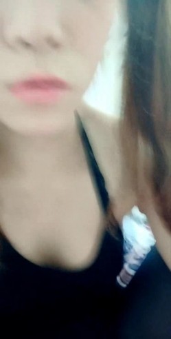 高颜值双马尾妹子连体情趣黑丝 道具JJ足交抽插自慰后入骑乘非常诱人 截图16