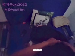 ️顶级约啪大师【Q先森】最新付费福利，多位高质量美女啪啪，还有双飞，大神有钱又有战力 截图4