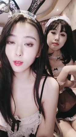 【色欲韩妍熙】两个极品高颜值在校在读美女大学生裸体诱惑 洗澡秀 年纪看起来小那位号称是个处 截图5