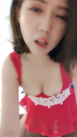台湾天然美胸熟女人妻中出女王「Jixxielee」「骚猫儿」OF私拍 截图6