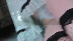 车展惊现透内车模 阴毛清晰可见 摄像狂拍裙底 截图6