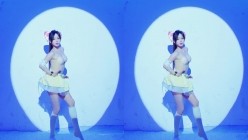 stripchat国产高颜女团【Luckygirl】女女揉奶亲吻裸舞,好身材大长腿，人靓奶圆 截图4