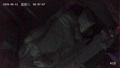酒店偷拍样子可爱的颜值美女和健身猛男开房被干了两次 截图5