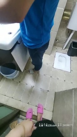 美艳小骚货【吞精小宝贝】勾搭饿了么外卖小哥激烈啪啪操 外卖小哥表示口活太好逼太热有点撑不住 截图3