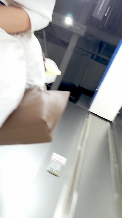 【KFC】大神商场尾随偷拍 白色长裙靓妹和男友逛街·白色内内跟拍前后CD超清 截图3