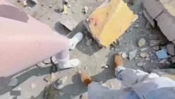我跟后妈的性爱日记 - 小妈极品大长腿超短裙 在废弃工地晒逼求操 露天抽插淫浆不断流出 紧致小穴美美内射 截图3