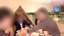 换妻盛宴，【明月夫妻】，两对夫妻加上一个单男，美酒佳肴配上情色小游戏，脱光一触即发 截图10