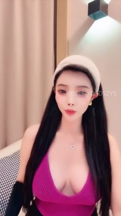 ️气质御姐【白熙】超骚魔鬼御姐自慰疯狂喷水 截图3
