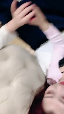 【戴眼镜的老师】淫荡三女 狂约技师 争着吃鸡吧 无套啪啪 骑乘吃奶 内射 口爆 截图13