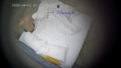 酒店偷拍大奶学妹喜提毕业证书和男友开房庆祝让男友用手指插穴忍不住激情操逼 截图14