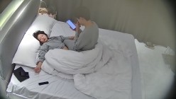 酒店偷拍高校眼镜婊班花被小伙追到手周末带出来操穴 干了几次 截图5