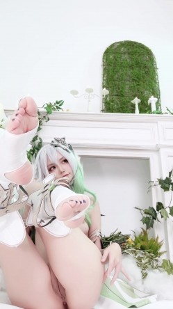 稀有露脸 高端ACG业界女神爆机少女 喵小吉 珍品T3会员《原神 · 纳西妲》超美梦幻少女胴体 珍藏必备爆赞! (2) 截图14