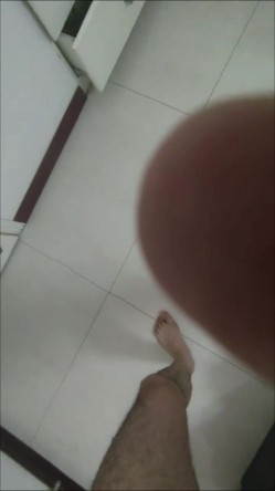 给情人打电话操着别的女人：我骗你干啥，你妈喂药了吗 女：我问你件事，你那个电视小声了吗，你就关了吧！ 截图11