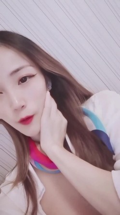 杭州在职空姐咪咪 ️激情撩骚，我是个女人，哥哥你说我会不会做爱啦~乳交足交口交肛交样样精通 ️哥哥快来了解了解！ 截图7