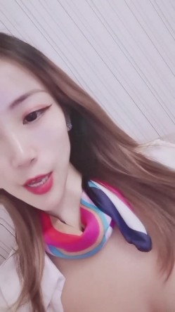 杭州在职空姐咪咪 ️激情撩骚，我是个女人，哥哥你说我会不会做爱啦~乳交足交口交肛交样样精通 ️哥哥快来了解了解！ 截图8
